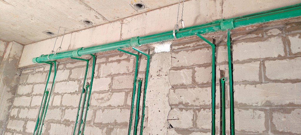 Ceiling Suspended PPR Water Distribution Manifold